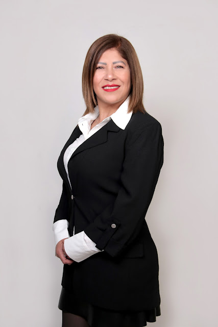 Ruby Villalobos en actividad comunitaria